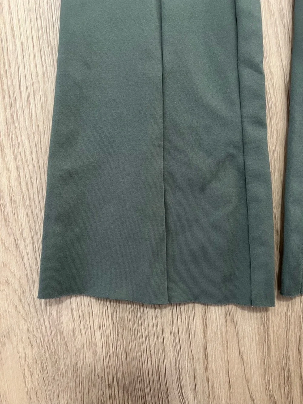 Alo Yoga Green High Waisted Flare Leggings ‼️self altered - Picture 4 of 12